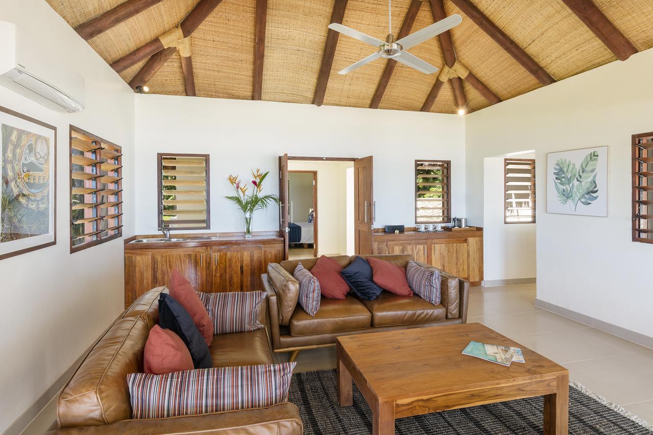 Eratap Beach Resort Port Vila Eksteriør billede