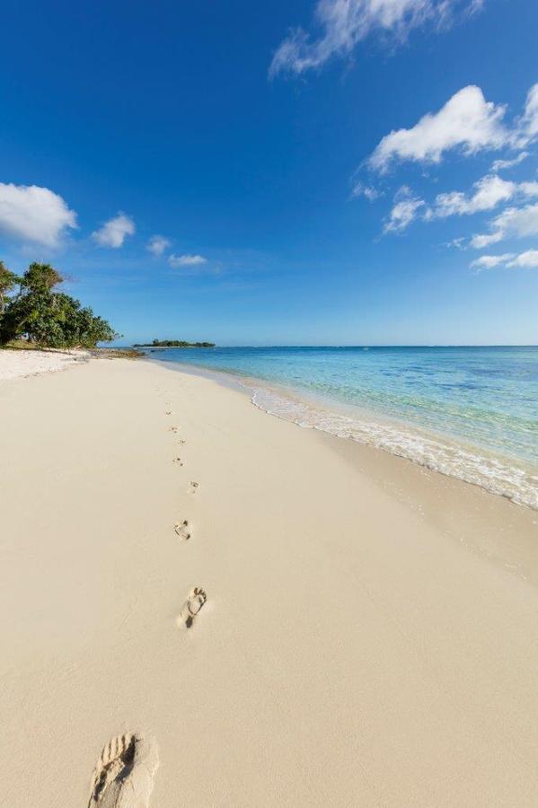 Eratap Beach Resort Port Vila Eksteriør billede
